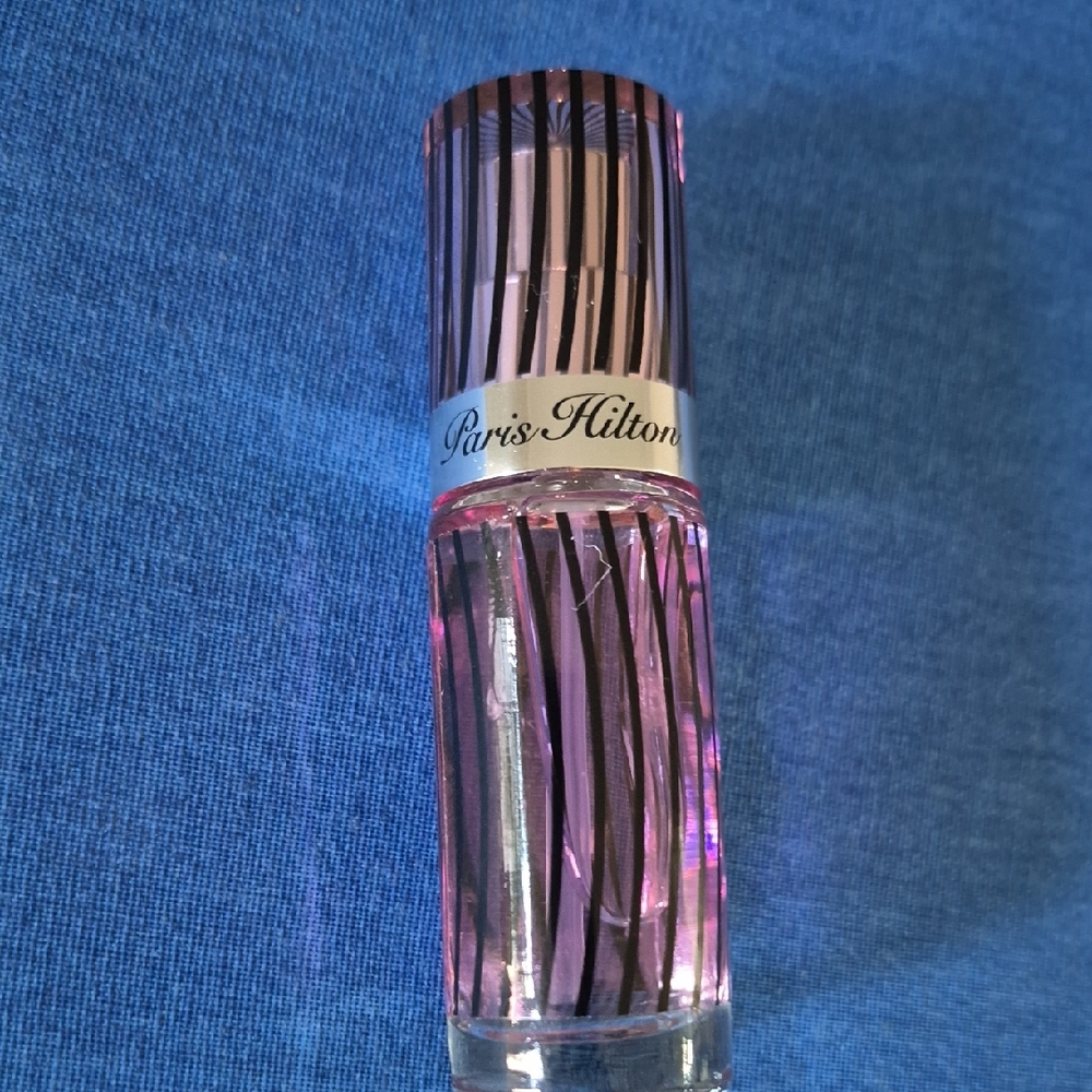 Paris Hilton Striped Pink Fragrance